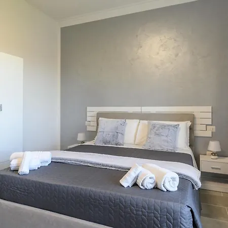 Silver Nest - 9 Min To Airport - Free Netflix E Wi-fi フィウミチーノ