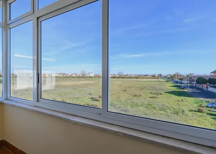 Silver Nest - 9 Min To Airport - Free Netflix E Wi-fi ゲストハウス